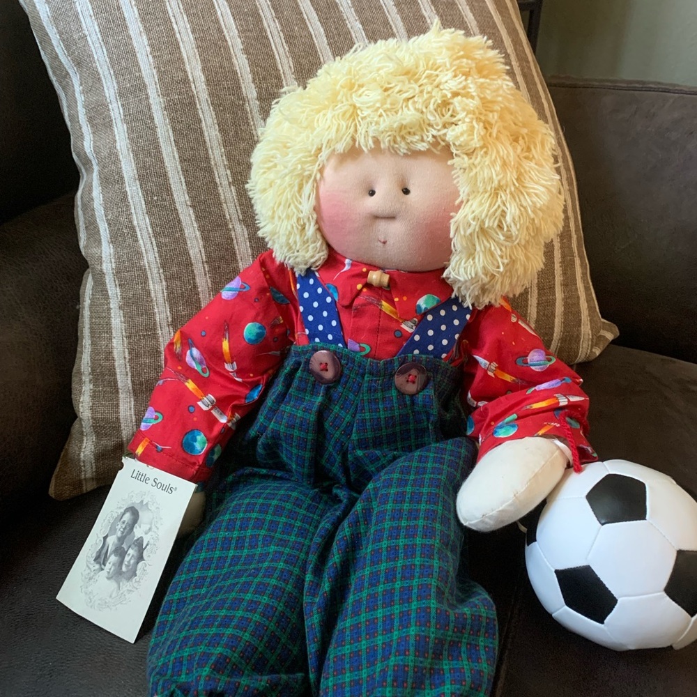 Little Souls Doll-Gretchen Wilson- One of a kind - Double signed. Meet Stan